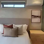4B 4 Clarens Road