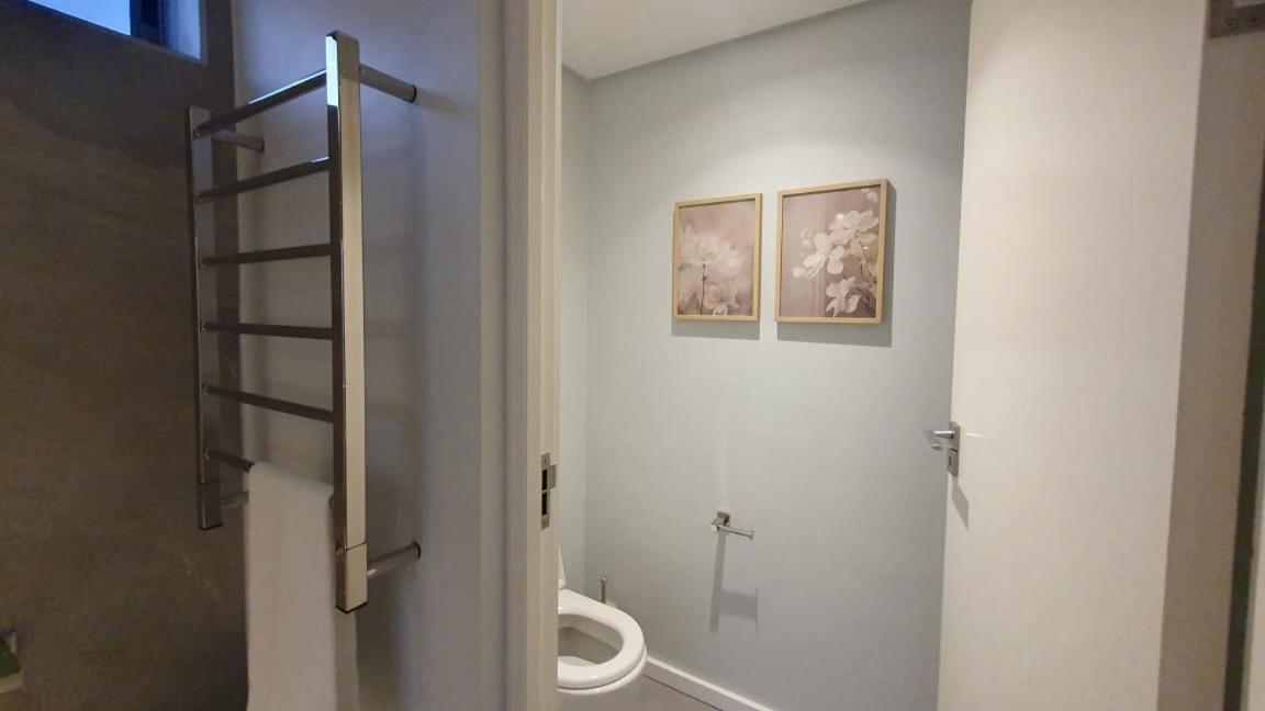 4b 4 Clarens Road Cape Town